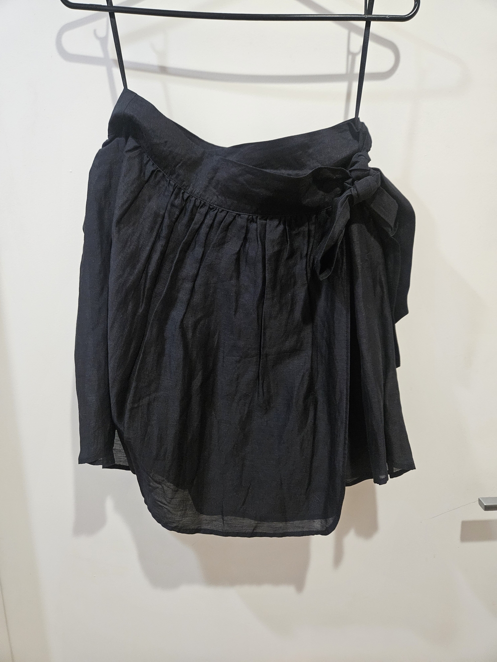 Club Monaco Black A-Line Tie-Side Skirt